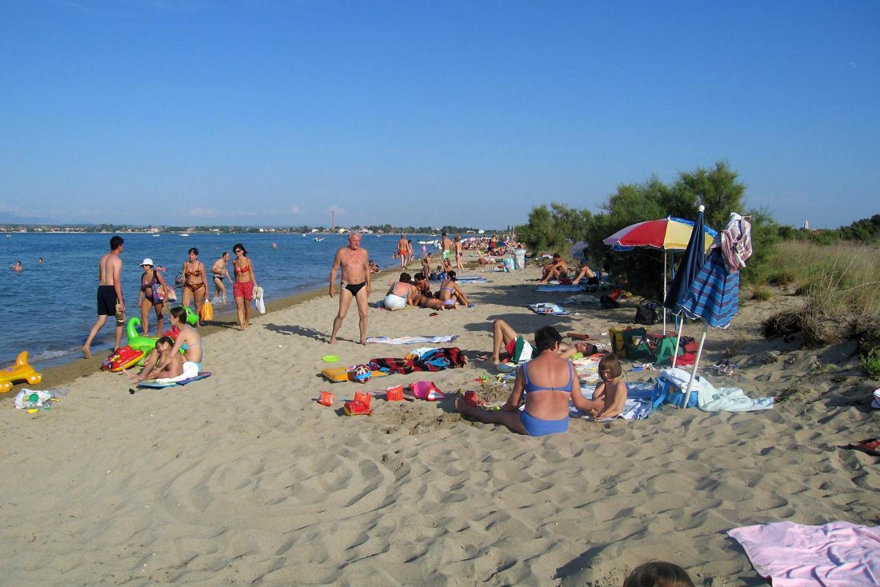 Holiday House With A Parking Space Nin, Zadar - 18143 Экстерьер фото